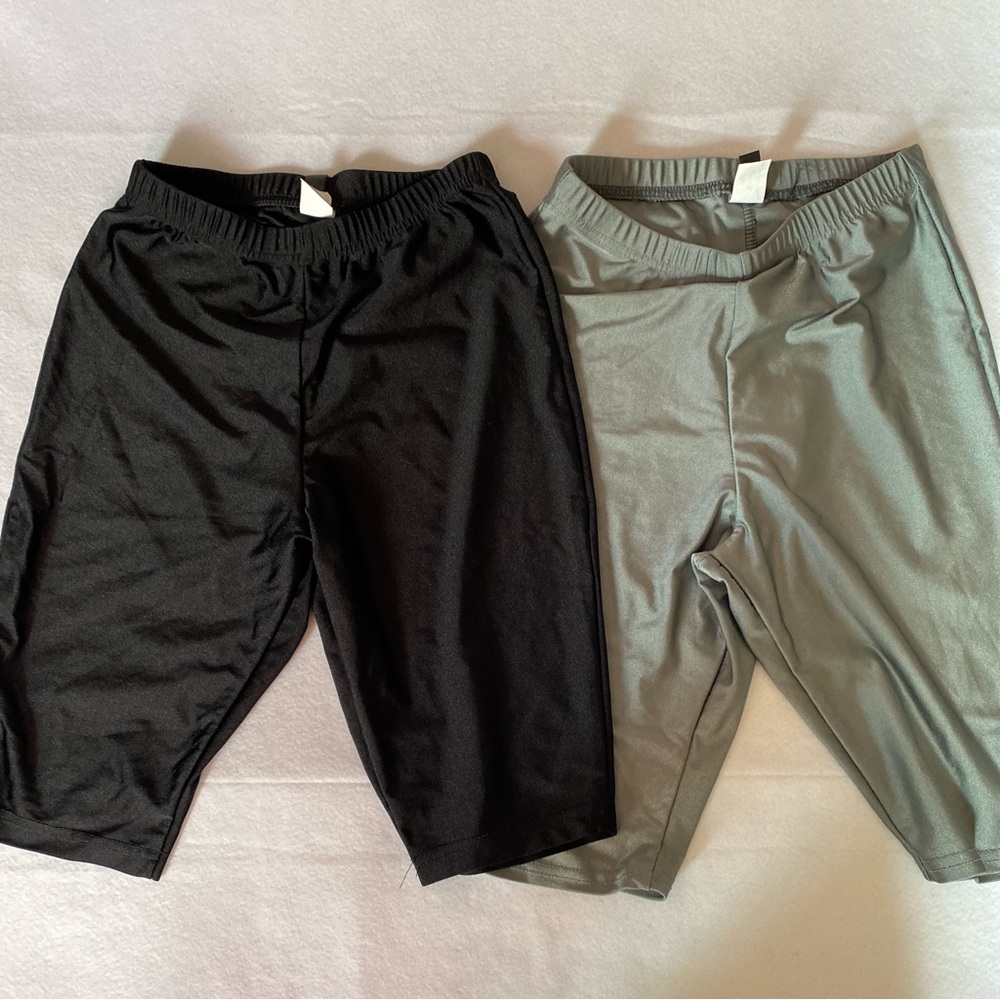 Black and Gray Bike Shorts with Elastic Waistband (bundle of 2) Size Small - Picture 5 of 5